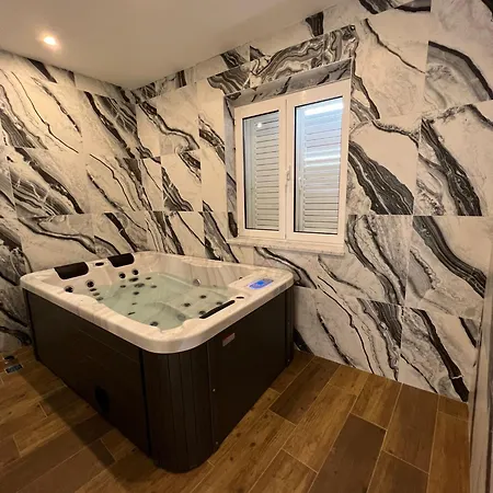 Centrum * 马卡尔斯卡